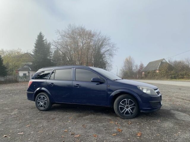 Синий Опель Астра, объемом двигателя 1.7 л и пробегом 313 тыс. км за 2000 $, фото 2 на Automoto.ua