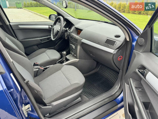 Синий Опель Астра, объемом двигателя 1.6 л и пробегом 173 тыс. км за 5300 $, фото 21 на Automoto.ua