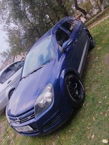 Синий Опель Астра, объемом двигателя 1.6 л и пробегом 195 тыс. км за 5400 $, фото 1 на Automoto.ua