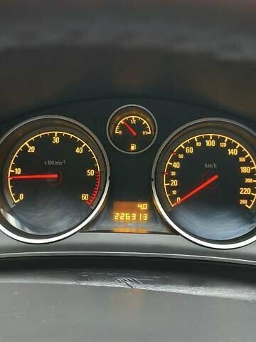 Синій Опель Астра, об'ємом двигуна 1.9 л та пробігом 226 тис. км за 4700 $, фото 16 на Automoto.ua