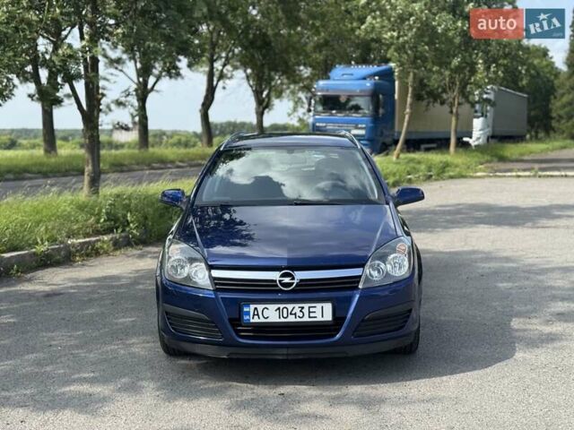 Синий Опель Астра, объемом двигателя 1.8 л и пробегом 227 тыс. км за 5999 $, фото 1 на Automoto.ua