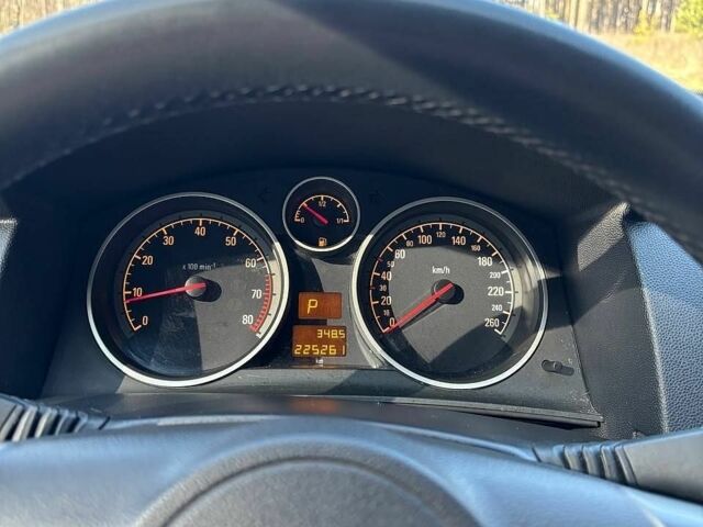 Синий Опель Астра, объемом двигателя 1.8 л и пробегом 228 тыс. км за 5500 $, фото 15 на Automoto.ua