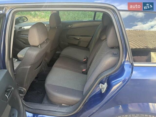 Синій Опель Астра, об'ємом двигуна 1.9 л та пробігом 330 тис. км за 3300 $, фото 14 на Automoto.ua