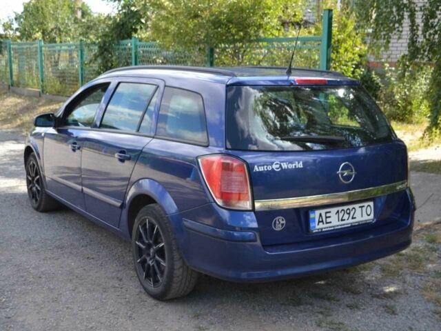 Синій Опель Астра, об'ємом двигуна 1.7 л та пробігом 190 тис. км за 207000 $, фото 3 на Automoto.ua