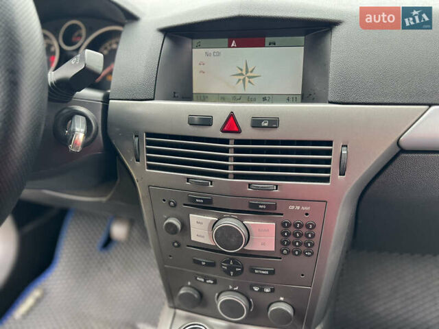 Синий Опель Астра, объемом двигателя 1.6 л и пробегом 280 тыс. км за 4500 $, фото 23 на Automoto.ua