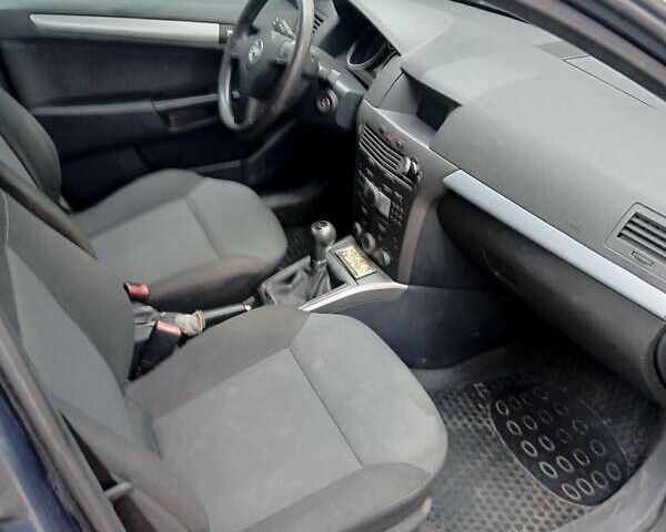 Синій Опель Астра, об'ємом двигуна 1.36 л та пробігом 241 тис. км за 4350 $, фото 7 на Automoto.ua