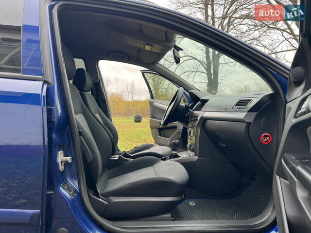 Синий Опель Астра, объемом двигателя 1.6 л и пробегом 280 тыс. км за 4500 $, фото 21 на Automoto.ua