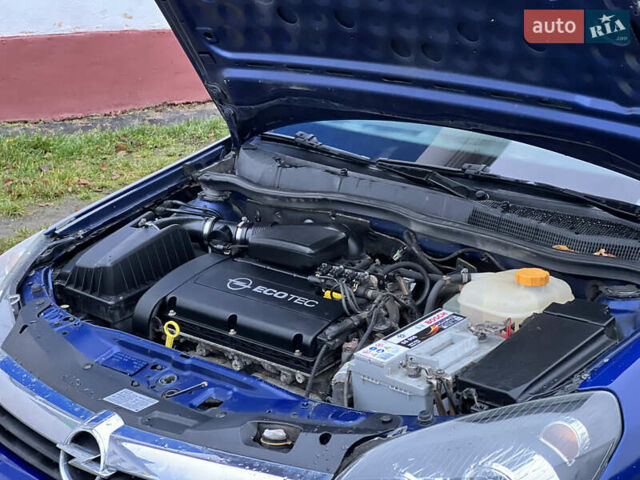 Синий Опель Астра, объемом двигателя 1.6 л и пробегом 286 тыс. км за 4500 $, фото 27 на Automoto.ua