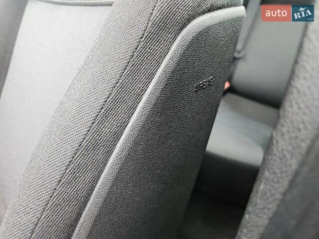 Синий Опель Астра, объемом двигателя 1.6 л и пробегом 157 тыс. км за 4999 $, фото 15 на Automoto.ua