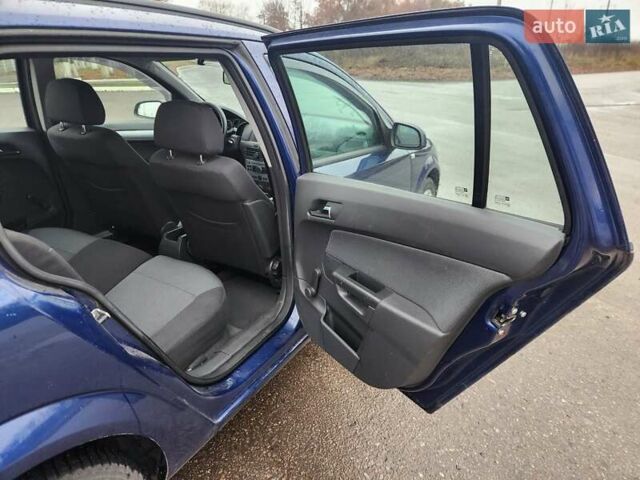 Синий Опель Астра, объемом двигателя 1.6 л и пробегом 157 тыс. км за 4999 $, фото 27 на Automoto.ua