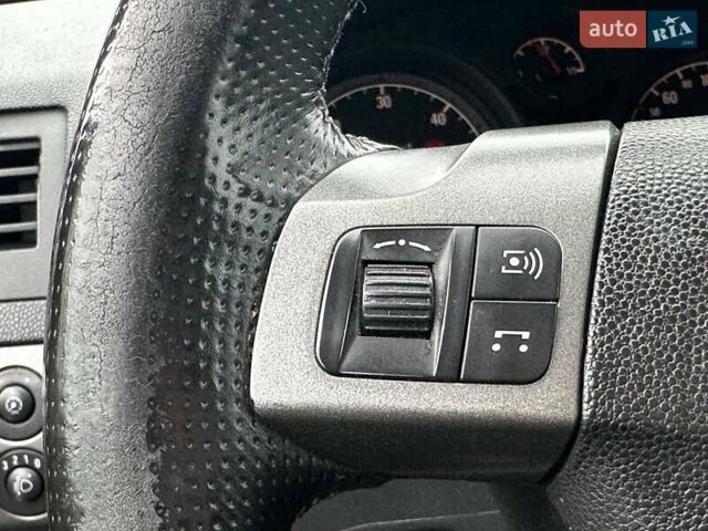 Синій Опель Астра, об'ємом двигуна 1.9 л та пробігом 268 тис. км за 4300 $, фото 22 на Automoto.ua