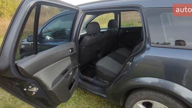 Синій Опель Астра, об'ємом двигуна 1.69 л та пробігом 287 тис. км за 4250 $, фото 2 на Automoto.ua