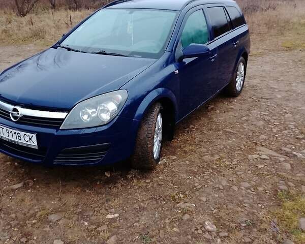 Синий Опель Астра, объемом двигателя 1.3 л и пробегом 220 тыс. км за 3850 $, фото 4 на Automoto.ua