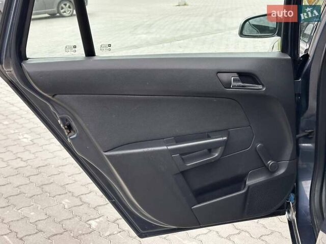 Синій Опель Астра, об'ємом двигуна 1.9 л та пробігом 268 тис. км за 4300 $, фото 12 на Automoto.ua