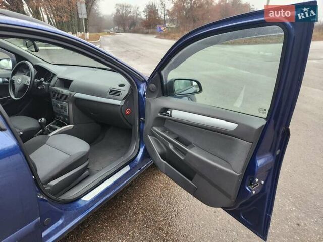 Синий Опель Астра, объемом двигателя 1.6 л и пробегом 157 тыс. км за 4999 $, фото 24 на Automoto.ua
