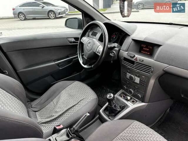 Синій Опель Астра, об'ємом двигуна 1.9 л та пробігом 268 тис. км за 4300 $, фото 26 на Automoto.ua