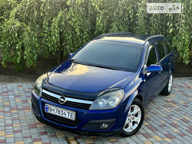 Синий Опель Астра, объемом двигателя 1.9 л и пробегом 350 тыс. км за 5700 $, фото 4 на Automoto.ua