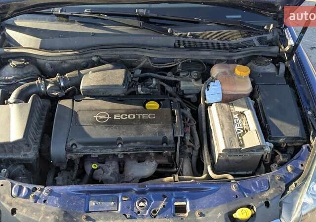 Синій Опель Астра, об'ємом двигуна 1.6 л та пробігом 254 тис. км за 4400 $, фото 6 на Automoto.ua