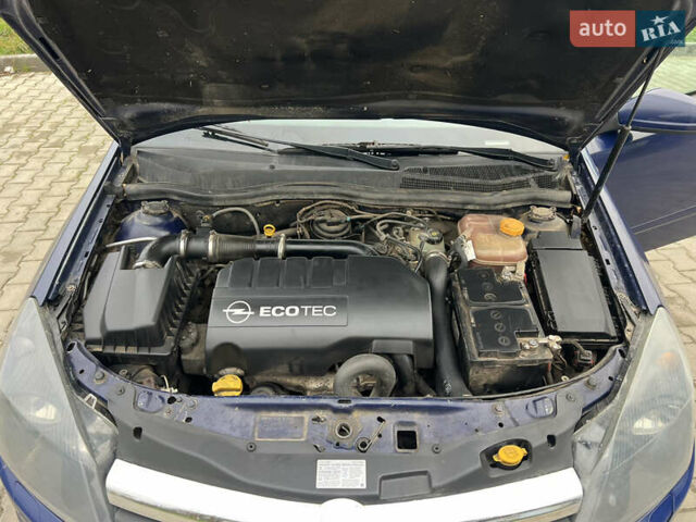Синій Опель Астра, об'ємом двигуна 1.3 л та пробігом 328 тис. км за 4000 $, фото 12 на Automoto.ua