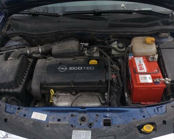 Синий Опель Астра, объемом двигателя 1.6 л и пробегом 204 тыс. км за 4900 $, фото 4 на Automoto.ua