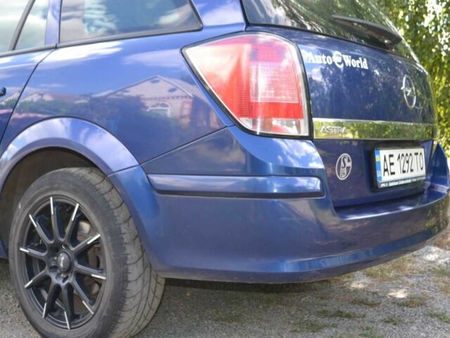 Синій Опель Астра, об'ємом двигуна 1.7 л та пробігом 190 тис. км за 207000 $, фото 4 на Automoto.ua