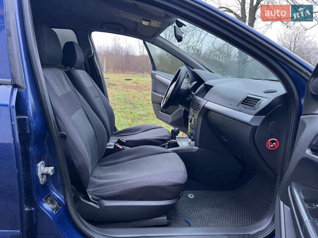 Синий Опель Астра, объемом двигателя 1.6 л и пробегом 286 тыс. км за 4500 $, фото 22 на Automoto.ua