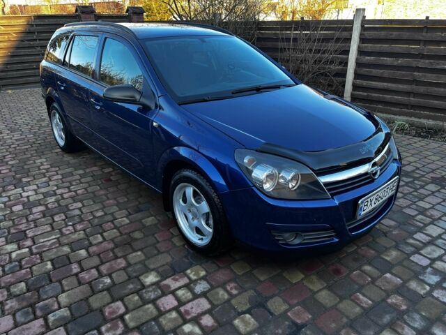 Синий Опель Астра, объемом двигателя 1.9 л и пробегом 300 тыс. км за 3900 $, фото 1 на Automoto.ua