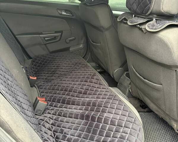 Синий Опель Астра, объемом двигателя 1.8 л и пробегом 273 тыс. км за 4590 $, фото 16 на Automoto.ua