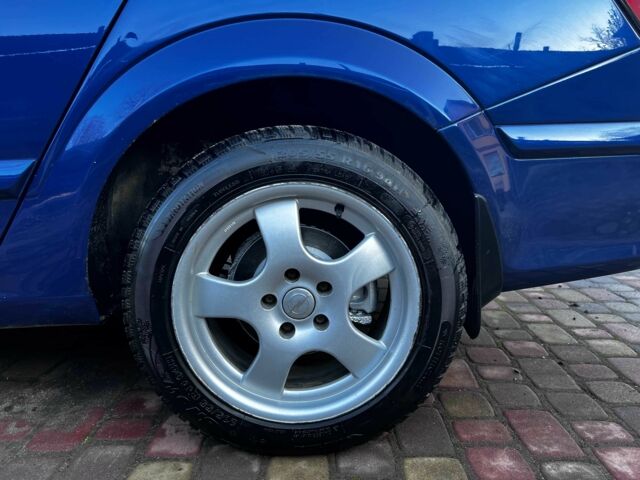 Синий Опель Астра, объемом двигателя 1.9 л и пробегом 300 тыс. км за 3900 $, фото 6 на Automoto.ua