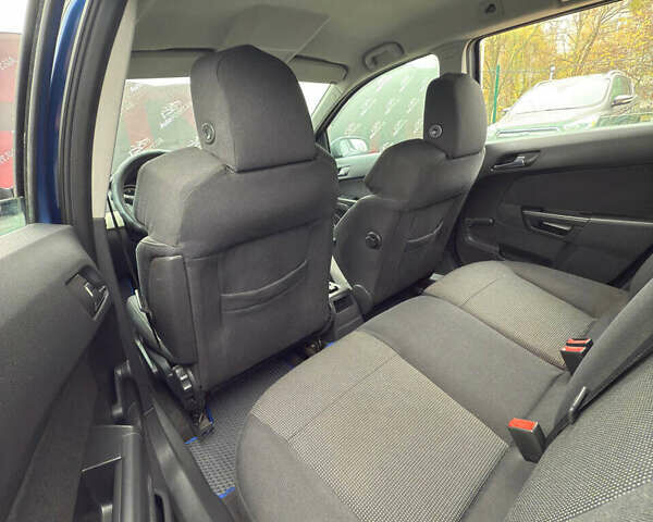 Синій Опель Астра, об'ємом двигуна 1.69 л та пробігом 274 тис. км за 5900 $, фото 14 на Automoto.ua