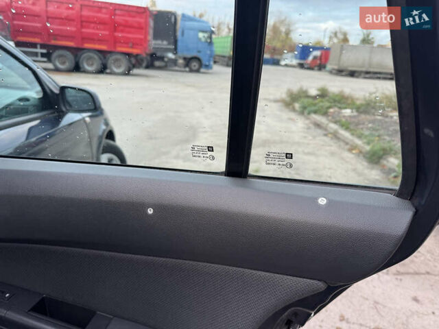 Синий Опель Астра, объемом двигателя 1.6 л и пробегом 260 тыс. км за 5750 $, фото 43 на Automoto.ua