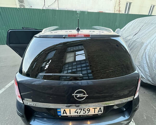 Синий Опель Астра, объемом двигателя 1.6 л и пробегом 263 тыс. км за 4700 $, фото 5 на Automoto.ua