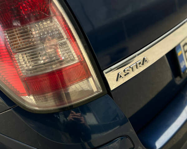 Синий Опель Астра, объемом двигателя 1.6 л и пробегом 245 тыс. км за 4800 $, фото 18 на Automoto.ua