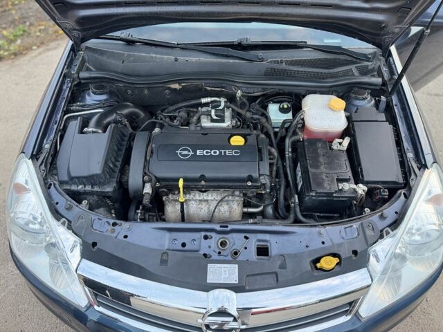 Синий Опель Астра, объемом двигателя 1.6 л и пробегом 260 тыс. км за 5500 $, фото 6 на Automoto.ua