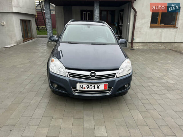 Синій Опель Астра, об'ємом двигуна 1.6 л та пробігом 241 тис. км за 4750 $, фото 3 на Automoto.ua