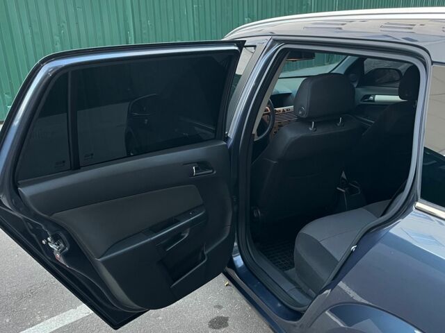 Синий Опель Астра, объемом двигателя 1.6 л и пробегом 263 тыс. км за 4700 $, фото 5 на Automoto.ua