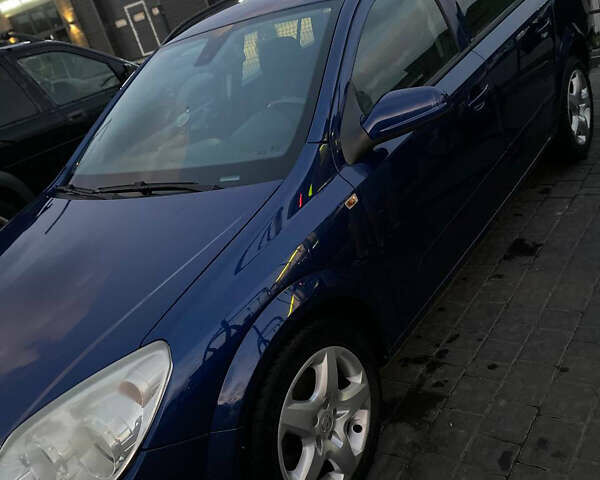 Синий Опель Астра, объемом двигателя 1.6 л и пробегом 257 тыс. км за 4600 $, фото 4 на Automoto.ua