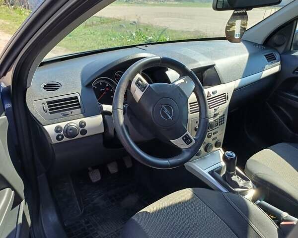 Синій Опель Астра, об'ємом двигуна 1.7 л та пробігом 180 тис. км за 5700 $, фото 3 на Automoto.ua