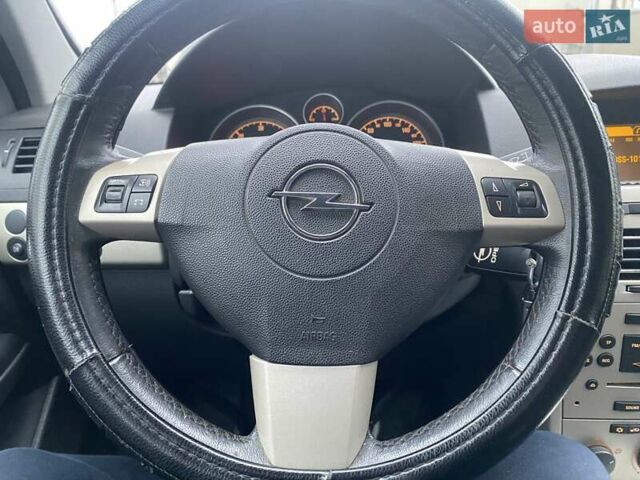 Синій Опель Астра, об'ємом двигуна 1.91 л та пробігом 244 тис. км за 4444 $, фото 31 на Automoto.ua