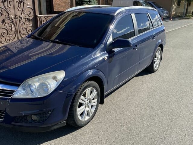 Синий Опель Астра, объемом двигателя 1.6 л и пробегом 295 тыс. км за 4099 $, фото 1 на Automoto.ua