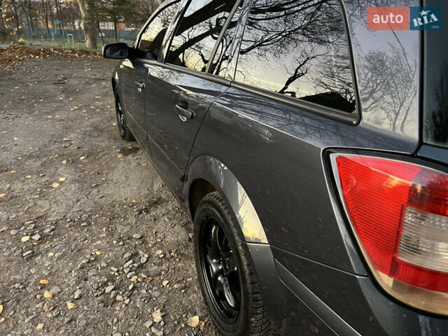 Синий Опель Астра, объемом двигателя 1.91 л и пробегом 237 тыс. км за 5300 $, фото 3 на Automoto.ua