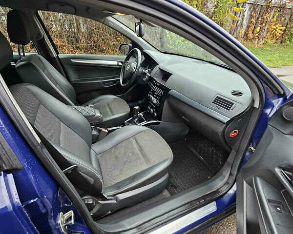 Синій Опель Астра, об'ємом двигуна 1.25 л та пробігом 422 тис. км за 3700 $, фото 5 на Automoto.ua