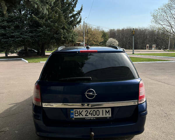 Синий Опель Астра, объемом двигателя 1.6 л и пробегом 245 тыс. км за 4800 $, фото 16 на Automoto.ua