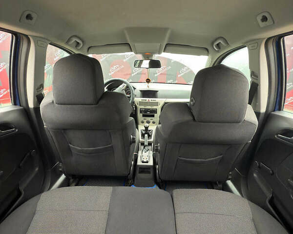 Синій Опель Астра, об'ємом двигуна 1.69 л та пробігом 274 тис. км за 5900 $, фото 13 на Automoto.ua