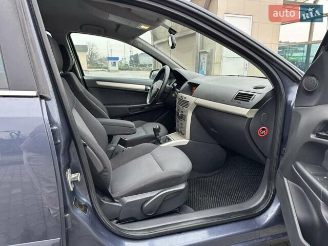 Синій Опель Астра, об'ємом двигуна 1.6 л та пробігом 290 тис. км за 4700 $, фото 16 на Automoto.ua