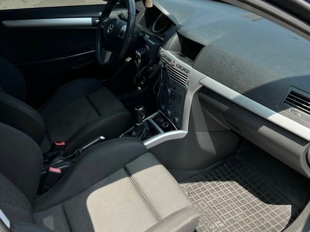 Синій Опель Астра, об'ємом двигуна 1.9 л та пробігом 296 тис. км за 4800 $, фото 3 на Automoto.ua