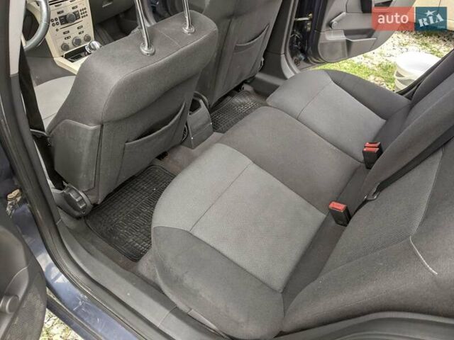 Синий Опель Астра, объемом двигателя 1.6 л и пробегом 215 тыс. км за 4450 $, фото 20 на Automoto.ua