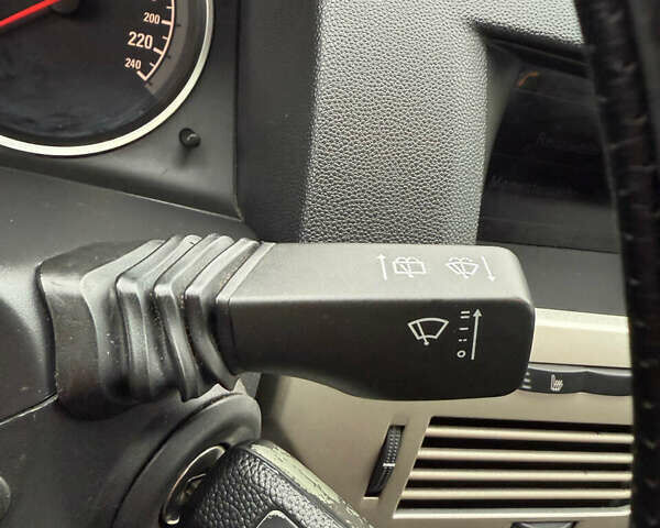 Синій Опель Астра, об'ємом двигуна 1.69 л та пробігом 274 тис. км за 5900 $, фото 27 на Automoto.ua