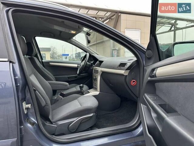 Синій Опель Астра, об'ємом двигуна 1.6 л та пробігом 290 тис. км за 4700 $, фото 15 на Automoto.ua