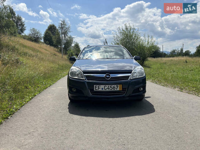 Синий Опель Астра, объемом двигателя 1.8 л и пробегом 260 тыс. км за 5550 $, фото 3 на Automoto.ua